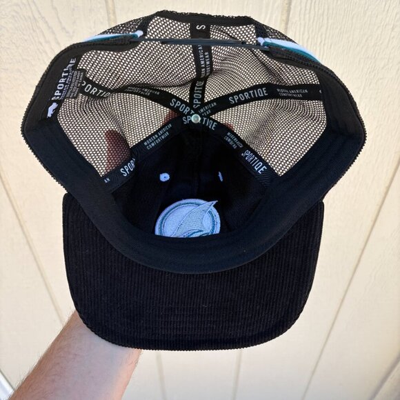 San Jose Sharks Sportiqe Evolve Corduroy Mesh Snapback Hat Black One Size Hockey - Picture 7 of 7